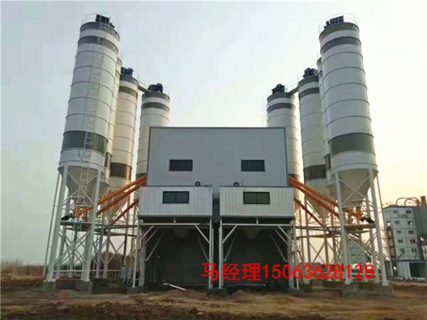 在使用初期，混凝土攪拌站有什么注意事項(xiàng)？